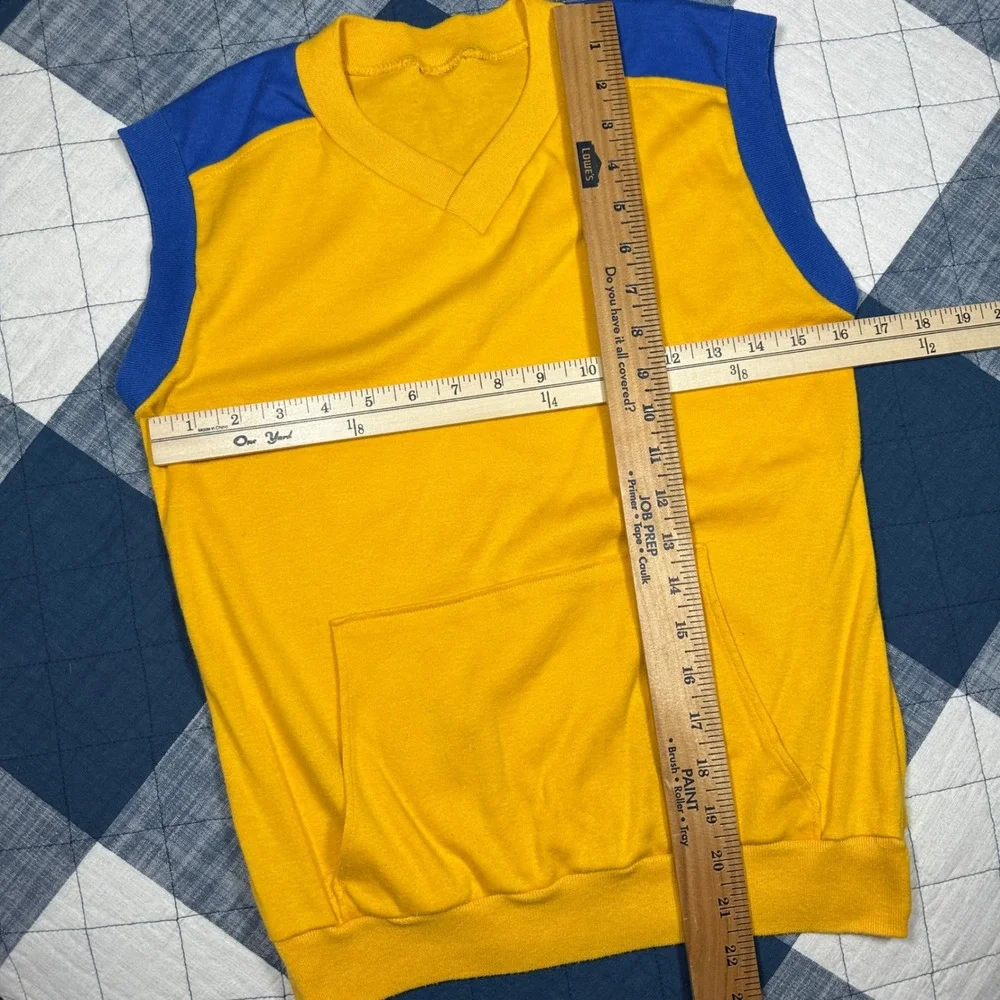 Vintage 80s Sleeveless Sweatshirt Vest Yellow Blue V-Neck Kangaroo Pocket Mens L